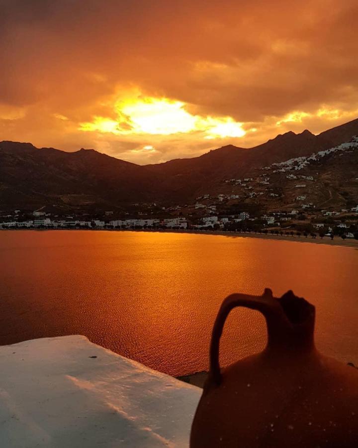 Amfitriti Serifos Livadi  Exteriér fotografie