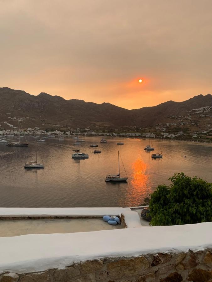 Amfitriti Serifos Livadi  Exteriér fotografie