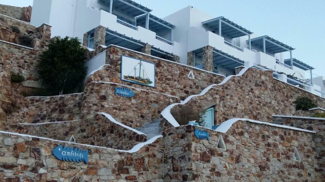 Amfitriti Serifos Livadi  Exteriér fotografie