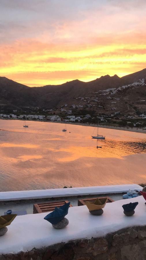 Amfitriti Serifos Livadi  Exteriér fotografie